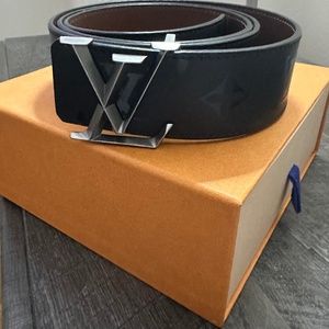 Louis Vuitton belt